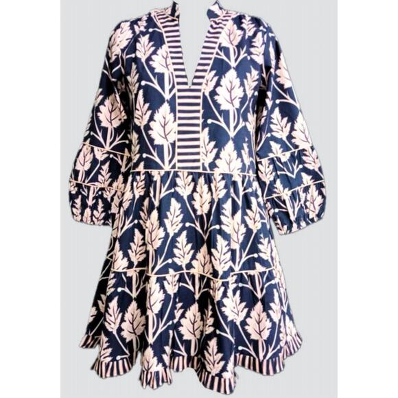 LA PLAGE Dresses & Skirts - NEW LA PLAGE women's alison long sleeve dress in navy/neutral leaves